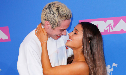 Ariana Grande, Pete Davidson, Blake Lively, Camila Cabello at 2018 MTV Music Video Award at Radio City Music Hall in New York