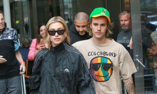 Justin Bieber and Hailey Baldwin seem to be in good spirits again as they go to Shake Shack