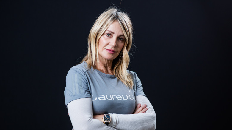 Nadia Comâneci ședinșă foto Laureus