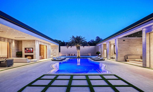 Kylie Jenner. Casa din Holmby Hills