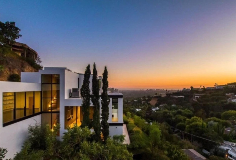 Ariana Grande. Casa de 13,7 milioane de dolari Foto: Profimedia