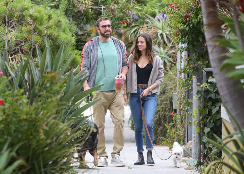 Ben Affleck și Ana De Armas. Foto: BACKGRID/ PROFIMEDIA