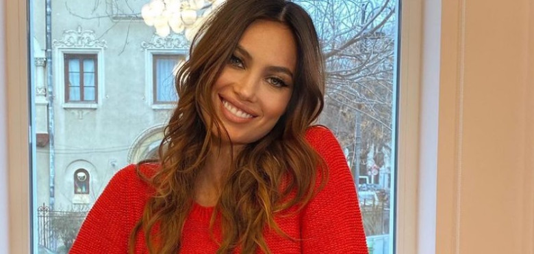 Alina Pușcău, irezistibilă la 39 de ani
