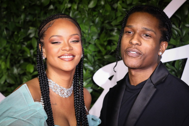 NEWS - Rihanna and A$AP Rocky are confirmed to be dating