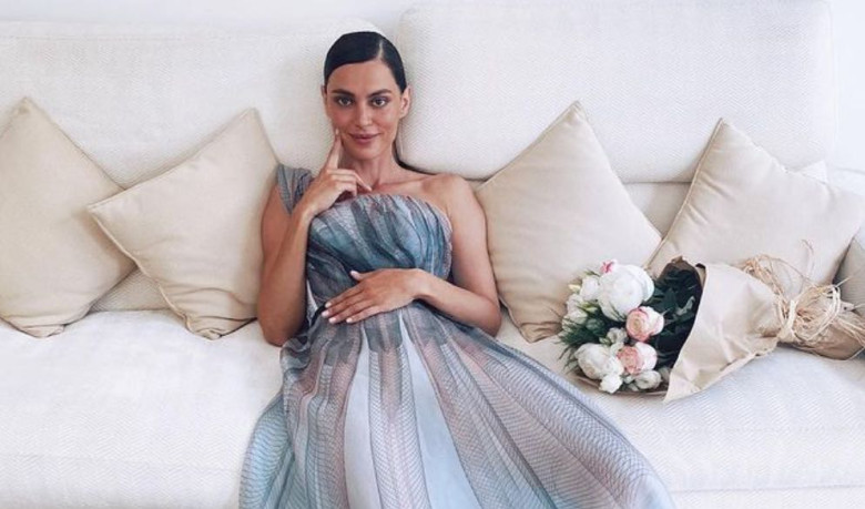 catrinel menghia