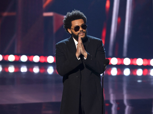 „Blinding Lights” a lui The Weeknd este NR&1 în topul Billboard al ...