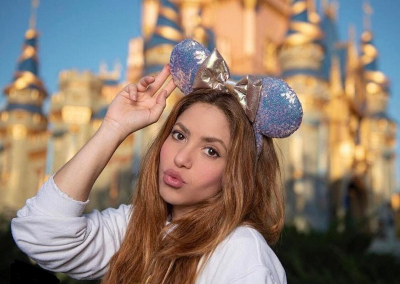 Shakira, apariție spectaculoasă la Walt Disney World/ Instagram