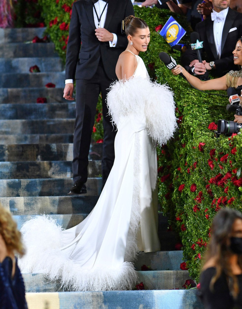 Hailey Bieber la Met Gala 2022/ Profimedia