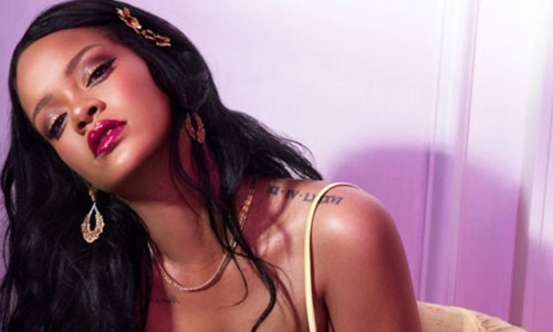 Rihanna annonce la prochaine sortie de sa marque de maquillage,