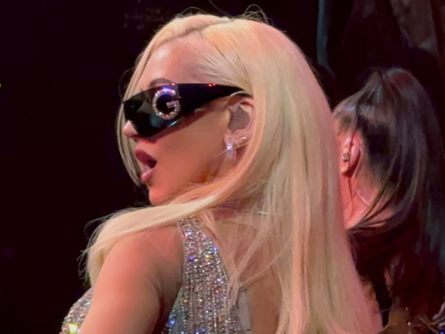 Tot mai transformată. Christina Aguilera, siluetă foarte subțire într-un body cu decolteu imposibil. „Regina s-a întors în Vegas!”