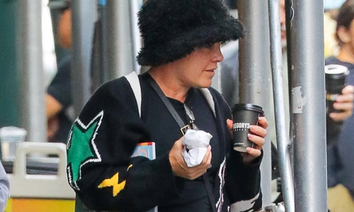 *EXCLUSIVE* Pink grabs coffee and snacks on her way to MetLife Stadium for "Summer Carnival"