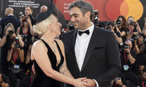 81st Mostra - Lady Gaga And Fiance Walk The Red Carpet