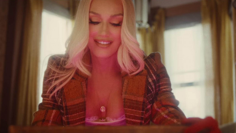 Gwen Stefani new music video 'Somebody Else's'