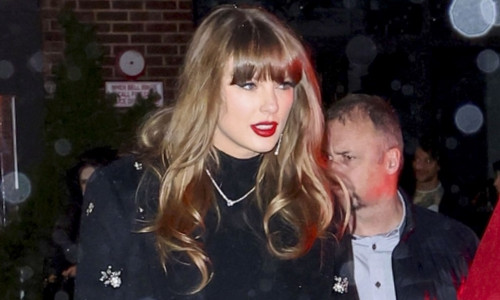 Taylor Swift and Travis Kelce arrive at Chez Margaux for dinner!