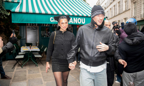 Dua Lipa and Callum Turner Enjoy a Romantic Lunch - Paris