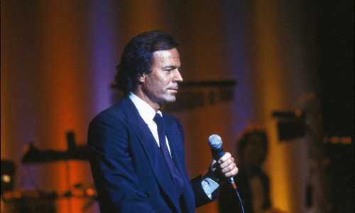 Julio Iglesias