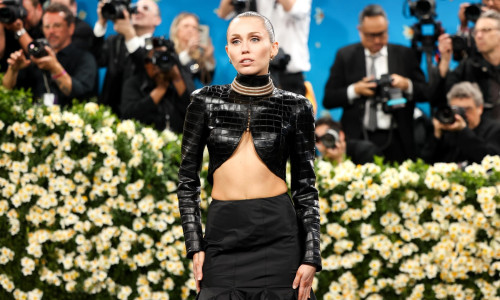 Miley Cyrus la Met Gala 2025/ Profimedia