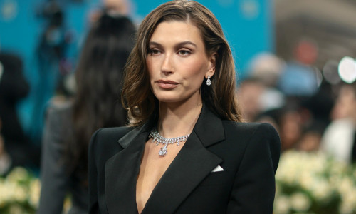 hailey bieber (11)