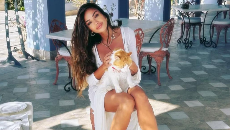madalina ghenea (3)