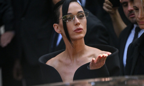 Katy Perry arriving at the Balenciaga show as part of Haute Couture Fashion Week in Paris, France on July, 9, 2025. Photo by Julien Reynaud/APS-Medias/ABACAPRESS.COM