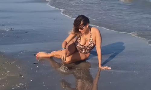 anca turcasiu costum de baie
