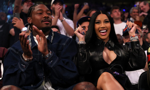 Cardi B și Stefon Diggs