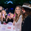 Elizabeth Hurley și Billy Ray Cyrus