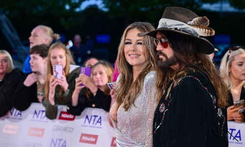 Elizabeth Hurley și Billy Ray Cyrus