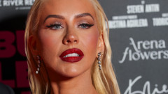 Christina Aguilera, talie minusculă după ce slăbit 22 de kilograme. Artista, vizită cu familia la Disneyland în Paris