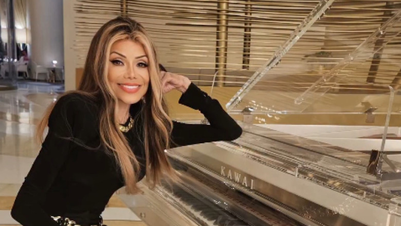 La Toya Jackson (2)