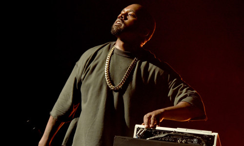 2015 iHeartRadio Music Festival - Night 1 - Show