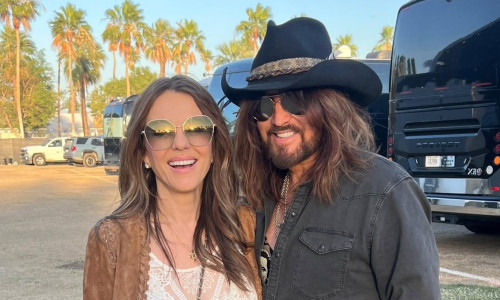 Billy Ray Cyrus și Elizabeth Hurley/ Foto: Instagram