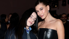 Gestul lui Hailey Bieber față de Billie Eilish, la Coachella, la concertul lui Justin. Imaginile sunt virale, fanii o laudă