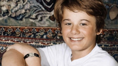 Îl recunoști? Așa arăta când era copil unul dintre cei mai îndrăgiți artiști din România