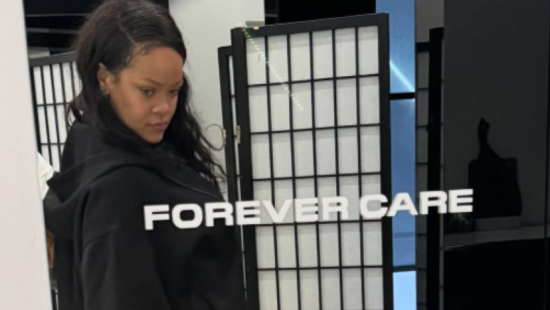 tatuaj rihanna (4)
