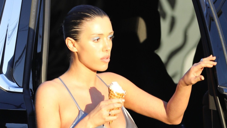 Kanye West and Bianca Censori at tanning salon
