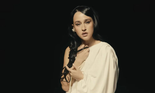 videoclip-holy-molly-uite-te-in-ochii-mei