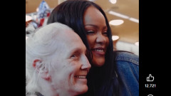Rihanna a emoționat o femeie bolnavă de cancer, care îi spusese că arată "îngrozitor" fără perucă. Răspunsul artistei a devenit viral
