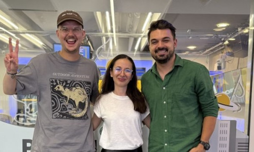 Laura spune cine e Alex Stamate