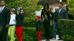 De ce îi punea Michael Jackson pe copiii lui să poarte măști în public. Fiica lui povestește: "Atunci avea sens"