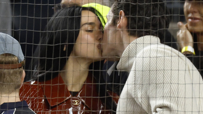 Dua Lipa și Callum Turner/ Profimedia