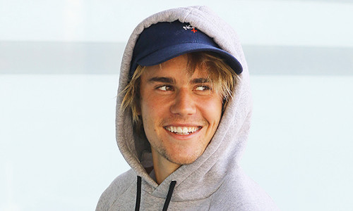 justin-bieber-reveals-first-love-ftr.jpg