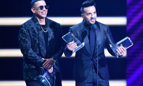 Daddy-Yankee-and-Luis-Fonsi-show-2018-billboard-latin-music-awards-billboard-1548-1.jpg