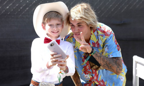 justin-bieber-coachella-1523893870.jpg