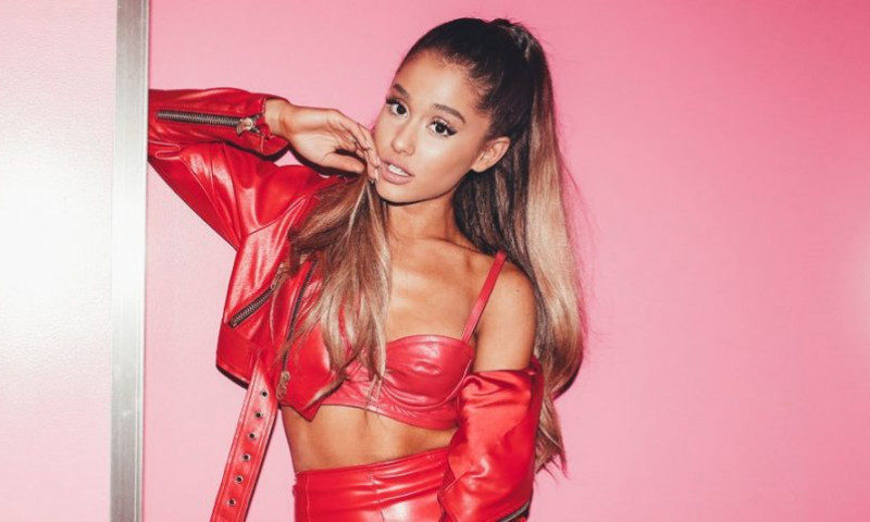 ariana-grande-2016-courtesy-republic2-850x478.jpg