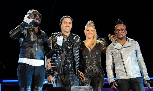 CHASE Presents The Black Eyed Peas and Friends 