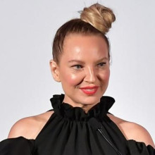 Sia a dezvaluit ca a vrut sa se sinucida la scurt timp dupa lansarea filmului ''Music''