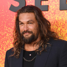 Jason Momoa, de nerecunoscut după ce și-a ras barba pentru prima dată în șase ani