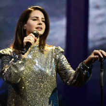 Lana Del Rey in timpul concertului 'Mi-ati vazut cumva vape-ul?'