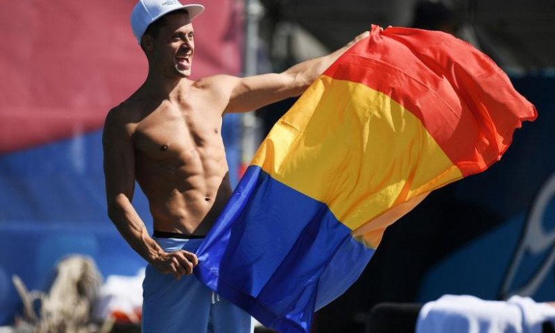 Romania a luat aurul si argintul la campionatul mondial de sarituri de la mare inaltime